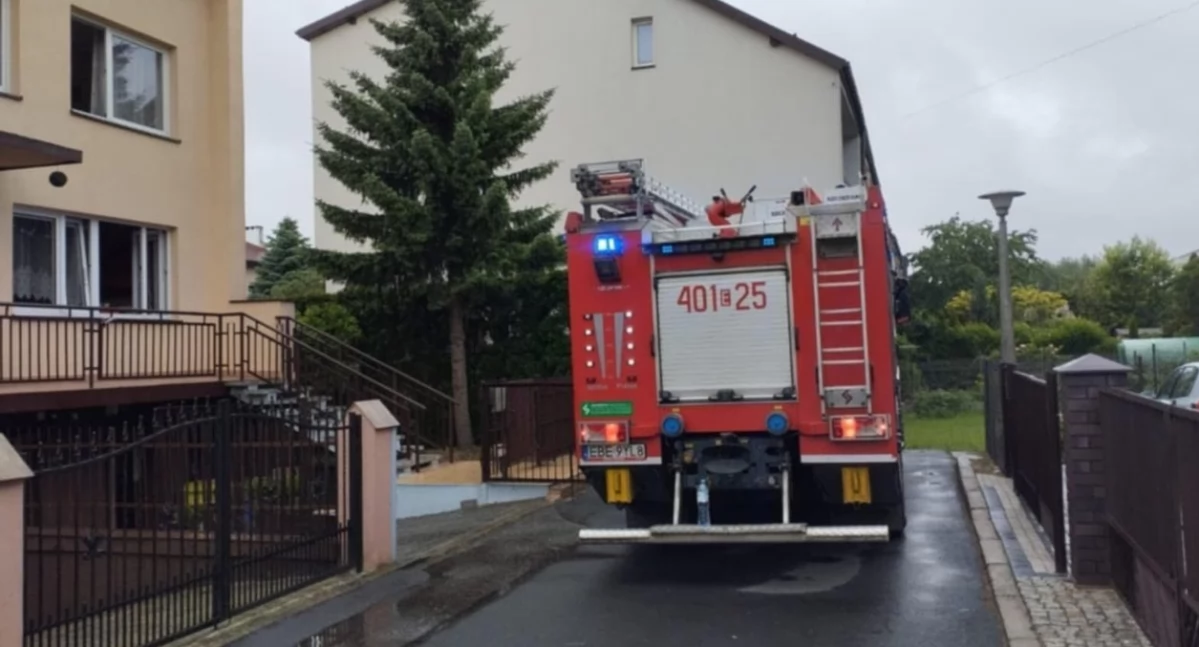 Zdjęcie z miejsca tragicznego pożaru w Bełchatowie / fot.: KP PSP Bełchatów