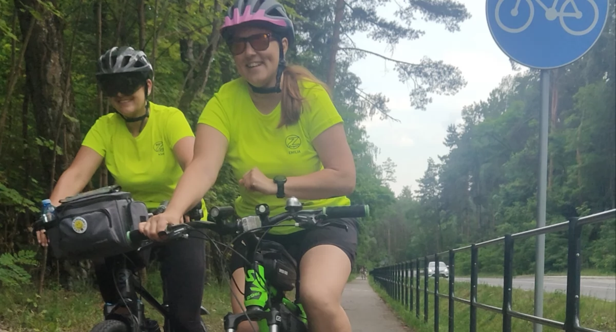 Na zdjęciu rowerzystki z Pajęczna podczas akcji: Rowerowa Stolica Polski/fot. Łukasz Płuciennik 