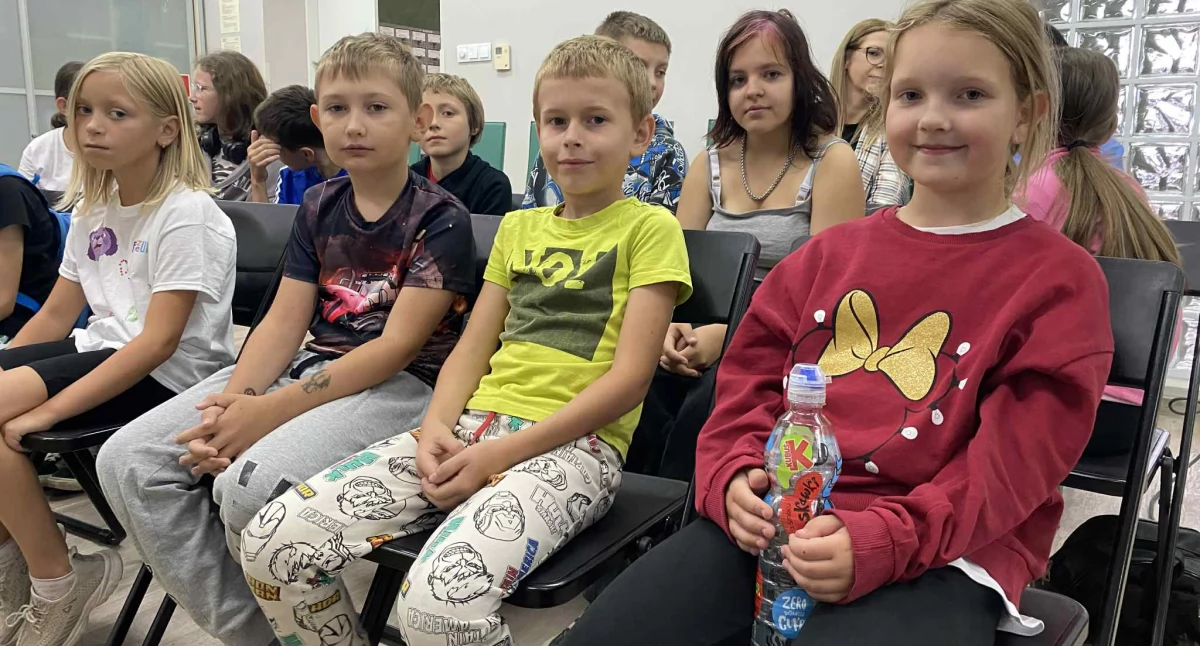 Zdjęcie ze spotkania edukacyjnego w Miejskiej i Gminnej Bibliotece Publicznej w Wieluniu/fot.: Iwona Domagała