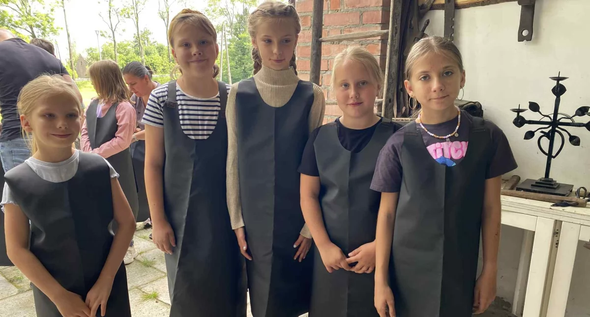 Zdjęcie z warsztatów kowalskich w Kuźni Tradycyjnej w Mokrsku/fot.: Iwona Domagała