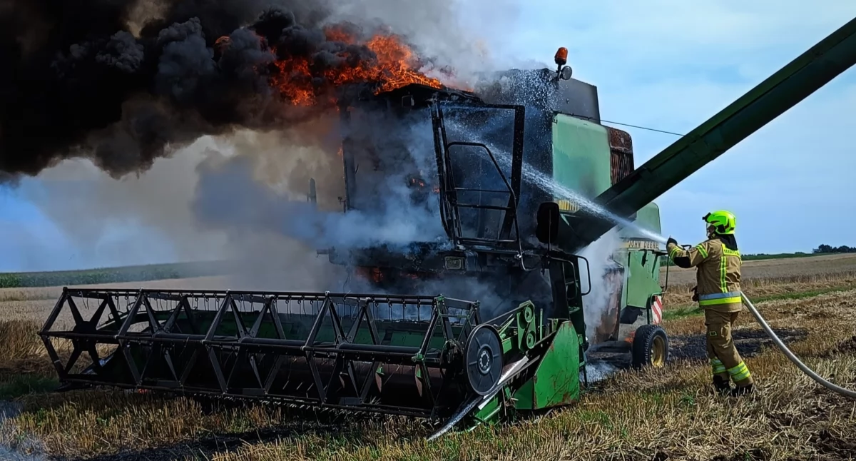 Zdjęcie z akcji gaśniczej/fot.: OSP KSRG Brzeźnio