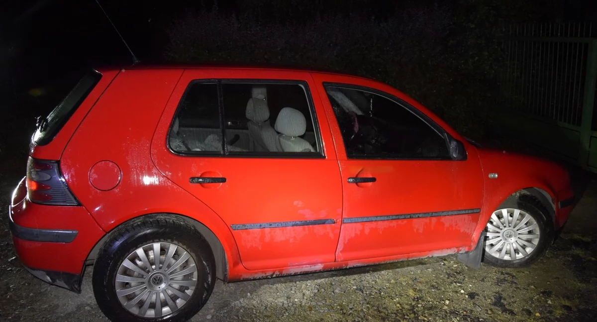 Na zdjęciu auto, którym poruszał się pijany 30-latek / Fot. KPP Łask
