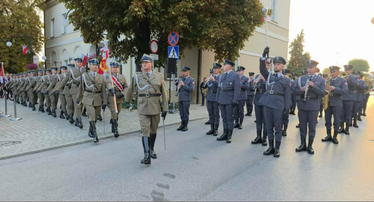 Zdjęcia z porannych uroczystości rocznicy wybuchu II wojny światowej w Wieluniu / fot.: Sławomir Rajch