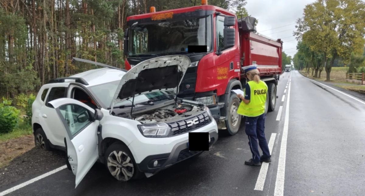 Na zdjęciu miejsce wypadku w Józefowie / Fot. KPP Bełchatów