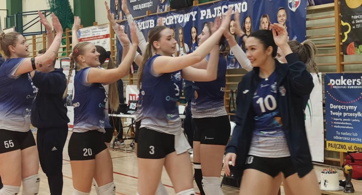 Na zdjęciu siatkarki Klubu Sportowego Pajęczno/fot. Łukasz Płuciennik 
