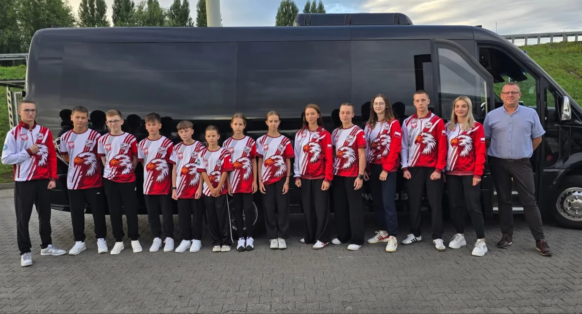 Na zdjęciu reprezentacja klubu Taekwon-do SKT.Niedźwiedź, która udaje się na mistrzostwa do Niemiec/fot. SKT.Niedźwiedź