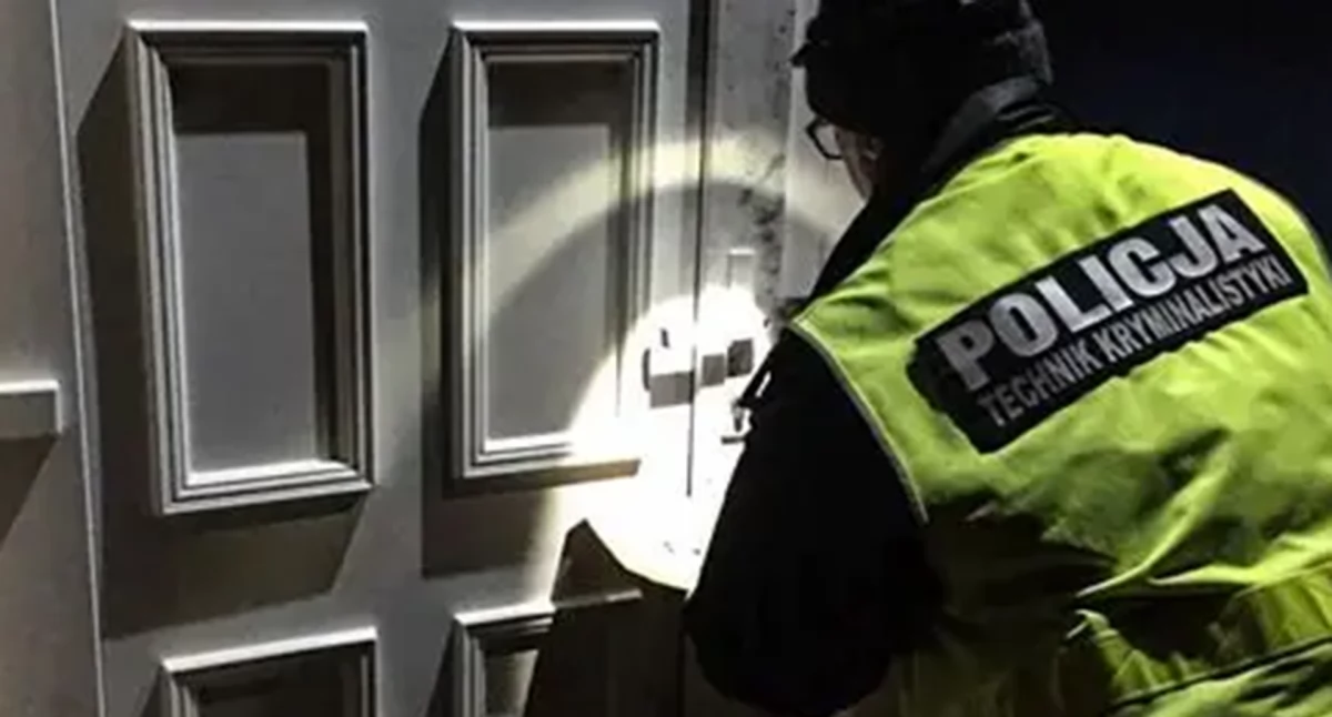 Włamywacz lub włamywacze są wciąż na wolności... / fot.: archiwum policji