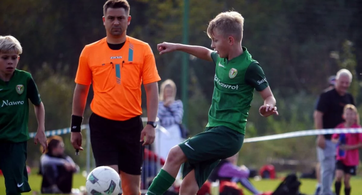 Na zdjęciu Filip Urbaniak (po prawo)/fot. Akademia Piłkarska AP 2019.