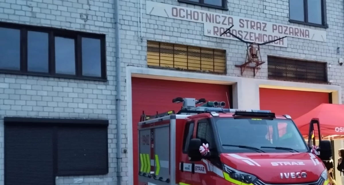 Na zdjęciu remiza OSP w Radoszewicach w gminie Siemkowice. Tutejszą świetlicę czeka kompleksowa modernizacja i całkiem nowe oblicze / fot.: Joanna Major