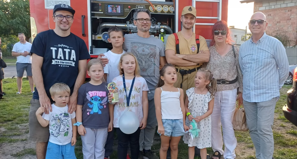   Zdjęcia z Jesiennego Święta Pieczonego Ziemniaka na osiedlu nr 4 w Wieluniu / fot.: Elżbieta Mizak