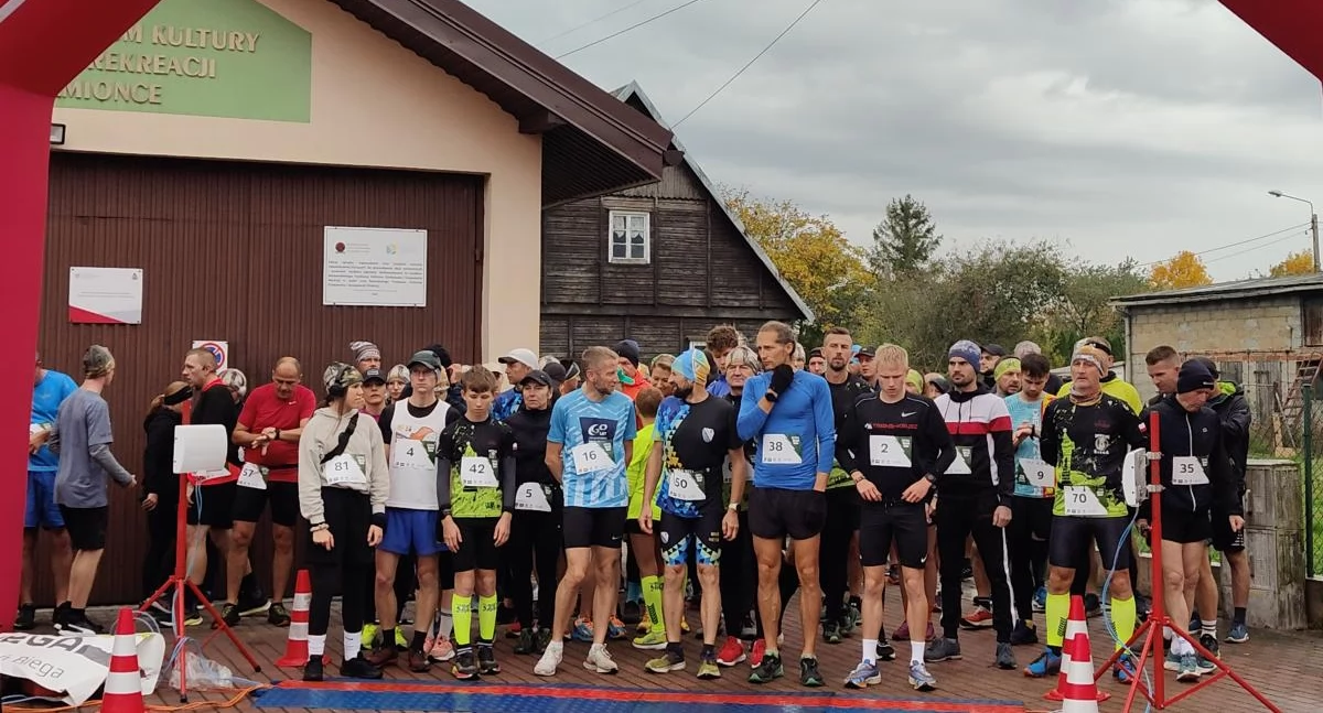 Na zdjęciu uczestnicy ubiegłorocznej, 3. edycji Leśnego Crossa w Kamionce/fot. Łukasz Płuciennik 
