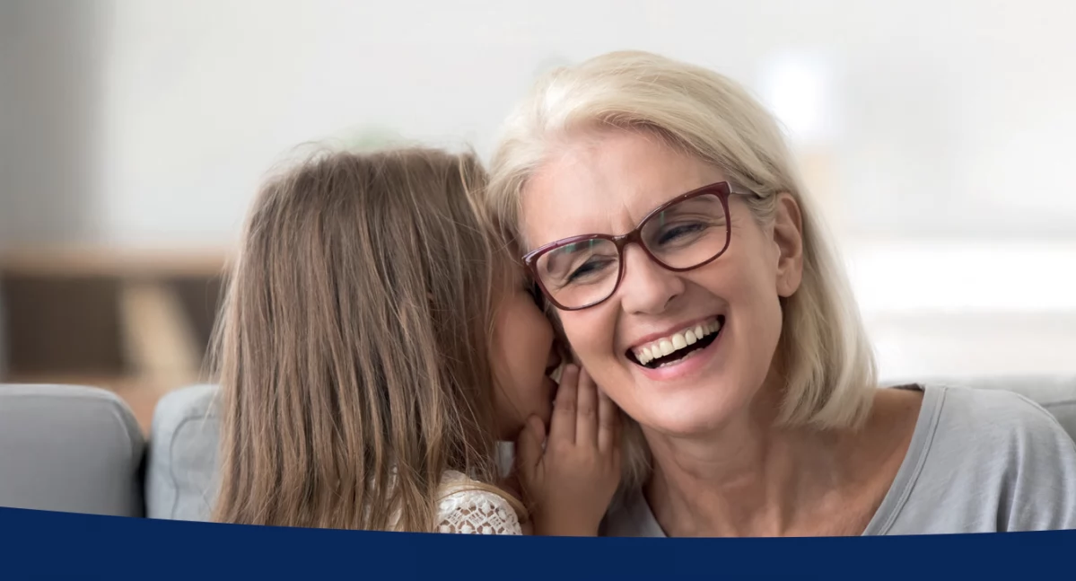 Mity dotyczące słuchu wciąż mają się dobrze, tymczasem konsekwencje zaniedbania mogą być poważne. Czas rozprawić się z najczęściej powtarzanymi mitami / fot.: archiwum Audika