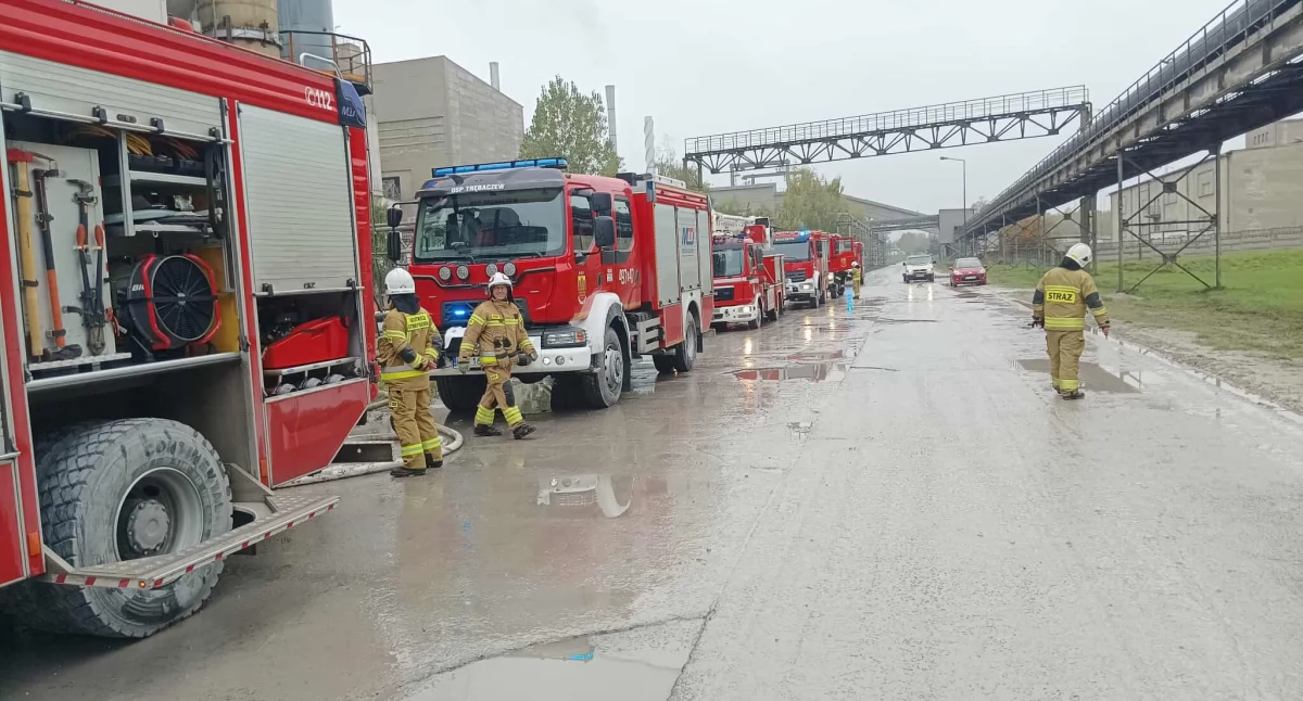 Zdjęcie z akcji ratowniczo-gaśniczej w Cementowni Warta S.A. / fot.: kulisy.net