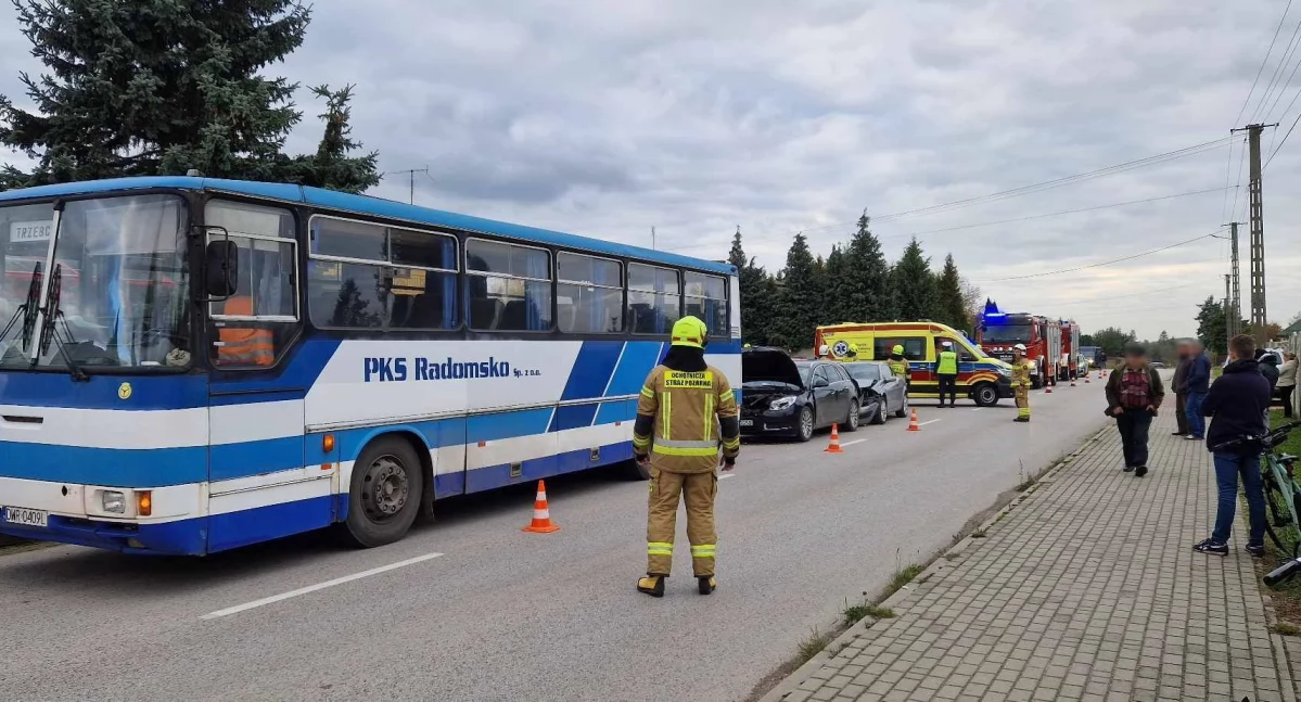 Na zdjęciu miejsce wypadku w miejscowości Przybyszów / Fot. Facebook / OSP KSRG Kobiele Wielkie  