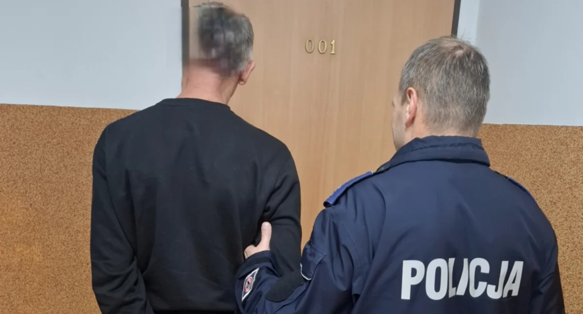 Na zdjęciu zatrzymany 56-latek, który znęcał się nad swoją żoną / Fot. KPP Kępno