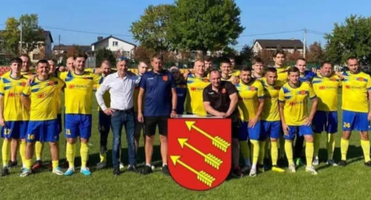 Na zdjęciu lider tabeli Klasy B, grupy 8 – GLKS Strzelce Wielkie/fot. GLKS Strzelce Wielkie 