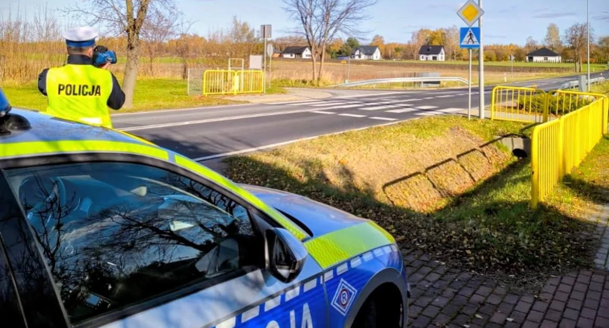 Na zdjęciu policjanci prowadzący kontrole na drogach powiatu radomszczańskiego / Fot. KPP Radomsko 