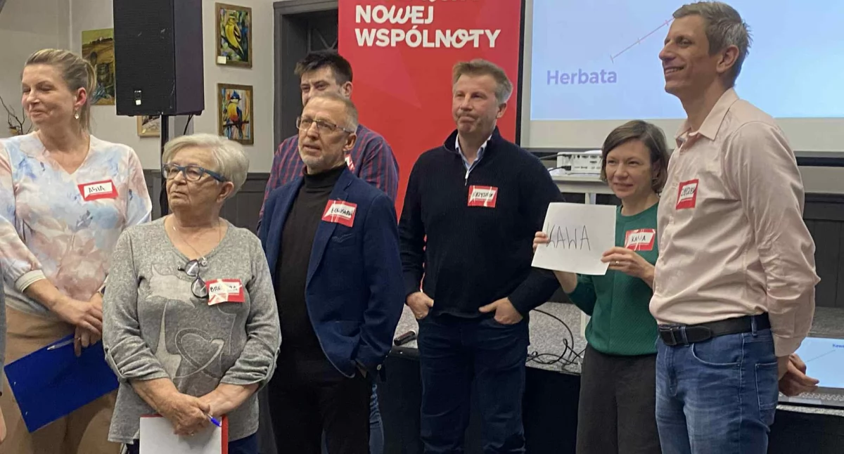 Zdjęcie z warsztatów „Migranci: jak zmieniają Wieluń?” na Dworcu Kulturalnym Wieluń-Dąbrowa/ fot.: Iwona Domagała