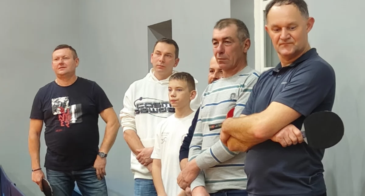 Na zdjęciu uczestnicy tenisowej rywalizacji w gminie Czarnożyły/fot. Łukasz Płuciennik (wszystkie) 