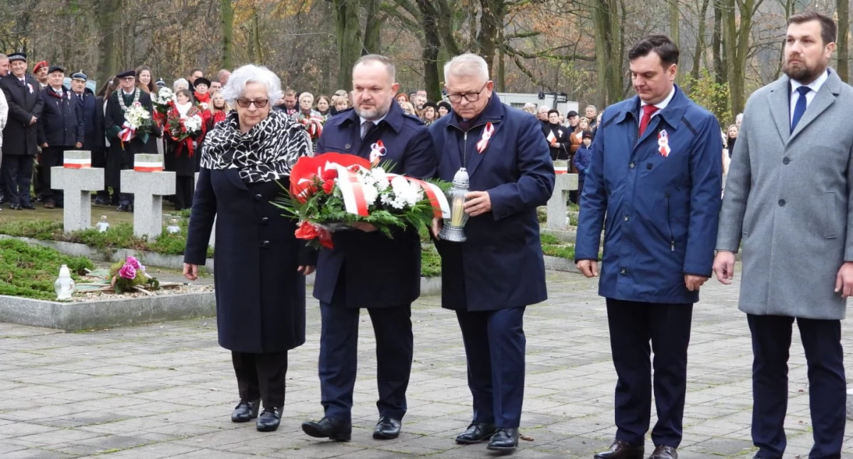 Zdjęcie z Powiatowych Obchodów Narodowego Święta Niepodległości w Konopnicy/fot.: Starostwo Powiatowe w Wieluniu