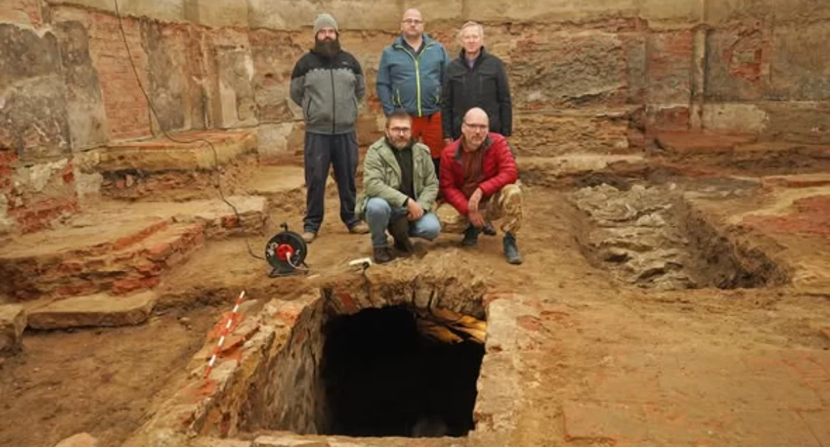 Zdjęcie z prac archeologicznych w kościele pobernardyńskim w Wieluniu / fot.: Muzeum Ziemi Wieluńskiej