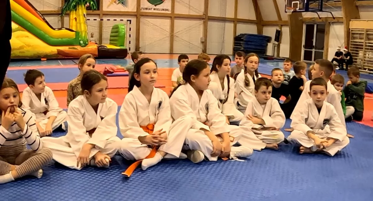  Na zdjęciu część uczestników klubowych Mikołajek w Pretorian Fight Club / fot. Łukasz Płuciennik (wszystkie)