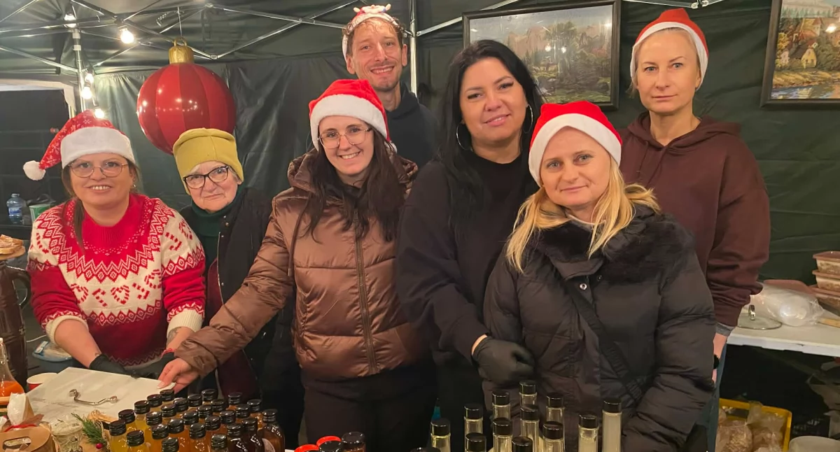 Na zdjęciu Koło Gospodyń Wiejskich ,,Sąsiedzi