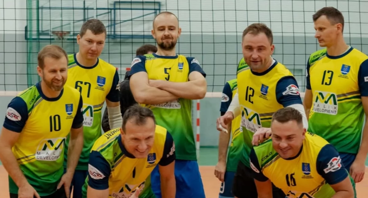 Na zdjęciu drużyna Malik Development zajmująca pozycję wicelidera WPLS /fot.Wieruszowska Powiatowa Liga Siatkówki 