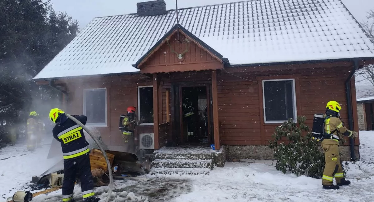 Na zdjęciu miejsce pożaru w Starym Ochędzynie / Fot. KP PSP Wieruszów