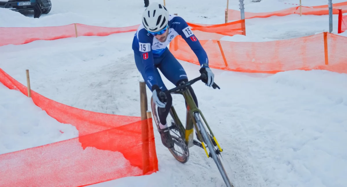 Na zdjęciu Adam Kuś, 11. w Mistrzostwach Polski w Kolarstwie Przełajowym, zawodnik Wieluń Baumatech Cycling Team/fot. Mlks Wieluń 