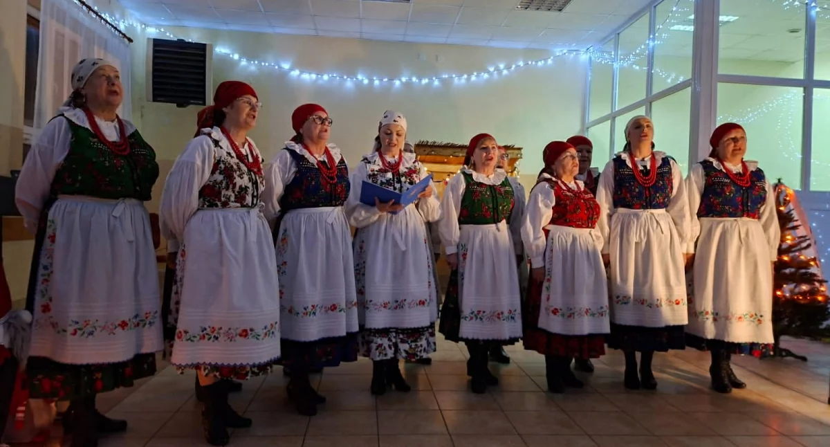 Na zdjęciu Zespół Folklorystyczny ,,Trębaczewianie