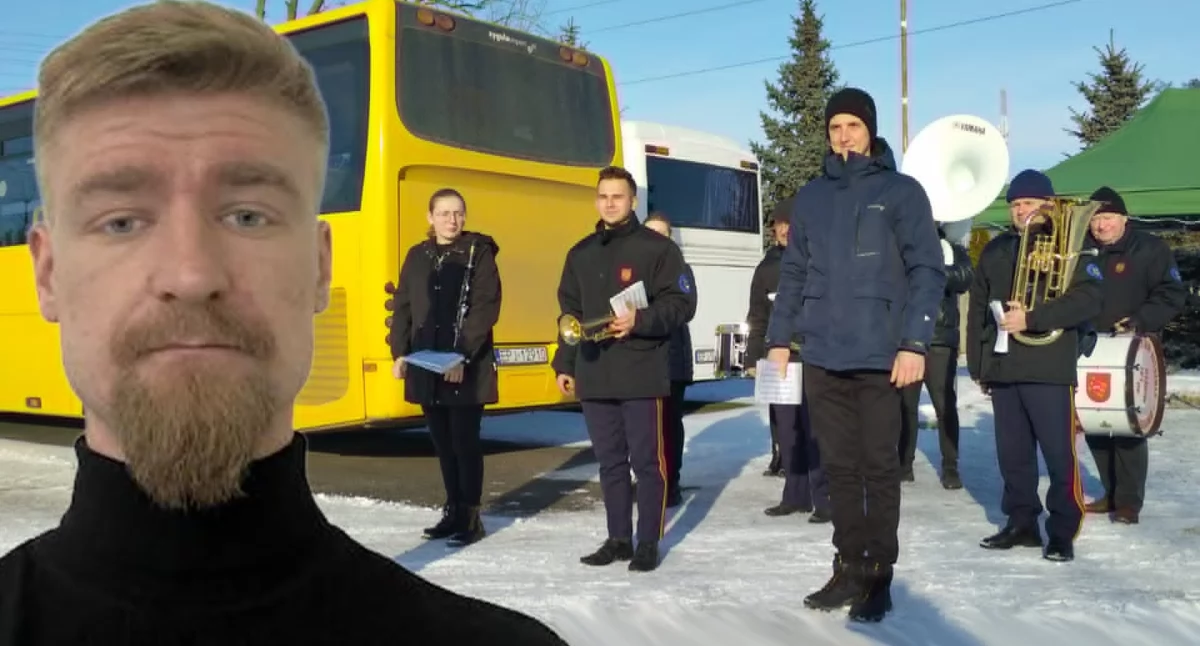 Na zdjęciu Piotr Pompka, nowy kapelmistrz Reprezentacyjnej Orkiestry Gminy Strzelce Wielkie z podopiecznymi / fot.: Joanna Major & Sławomir Rajch 
