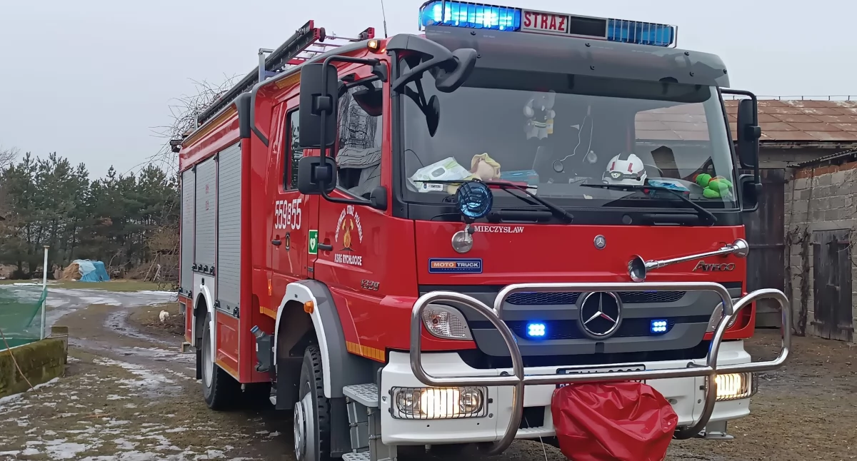 Zdjęcie z interwencji strażaków przy zalanej piwnicy / fot.: OSP KSRG Rychłocice