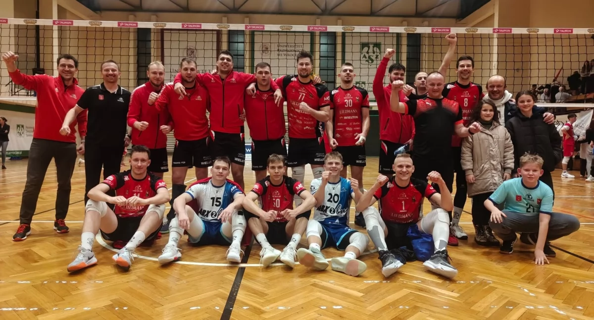 Na zdjęciu siatkarze WKSu Wieluń/fot. Łukasz Płuciennik 