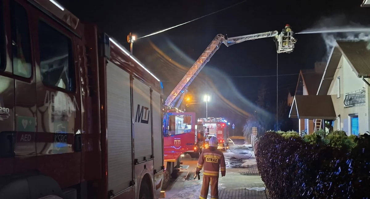 Na zdjęciu pożar domu jednorodzinnego w Działoszynie / fot.: kulisy.net