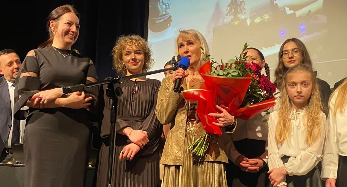 Zdjęcie z koncertu jubileuszowego z okazji 40-lecia Ogniska Muzycznego w Pajęcznie/fot.: Iwona Domagała