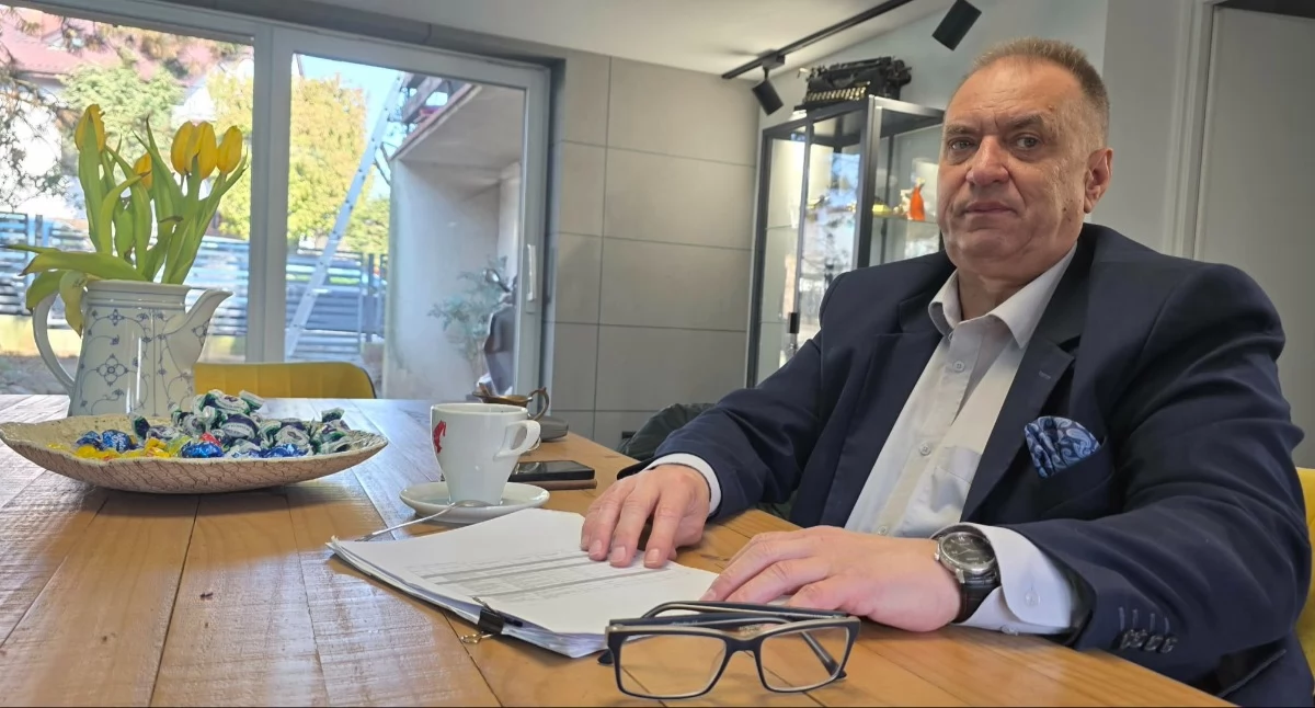 Na zdjęciu wójt gminy Mokrsko Zbigniew Dąbrowski: Będzie remont drogi powiatowej. Sprawa jest już przesądzona / fot.: Sławomir Rajch