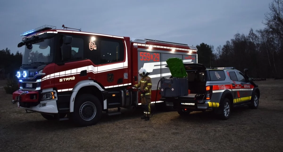 Na zdjęciu mobilny zbiornik na paliwo z pompą, który trafił do jednostki w Szynkielowie / Fot. Facebook / OSP Szynkielów 