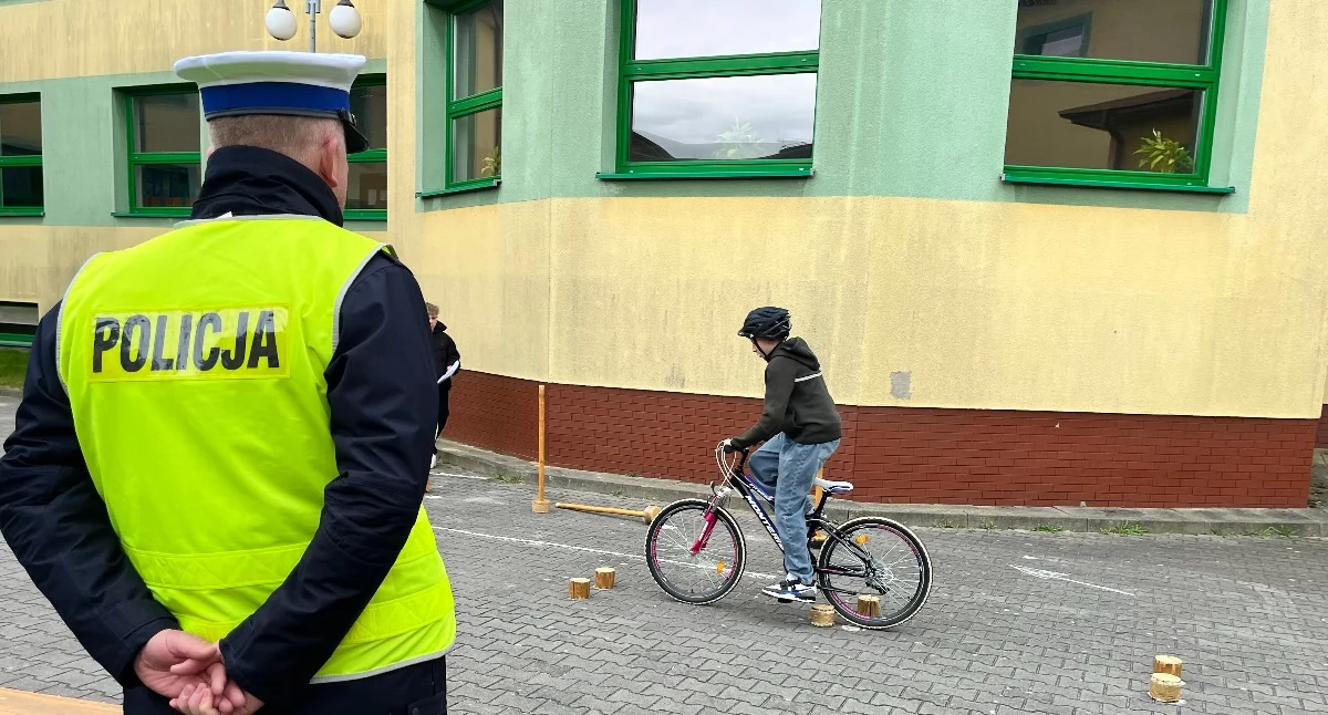 Zdjęcie z eliminacji powiatowych Ogólnopolskiego Turnieju Wiedzy o Bezpieczeństwie w Ruchu Drogowym /fot.: Adam Adrjanek