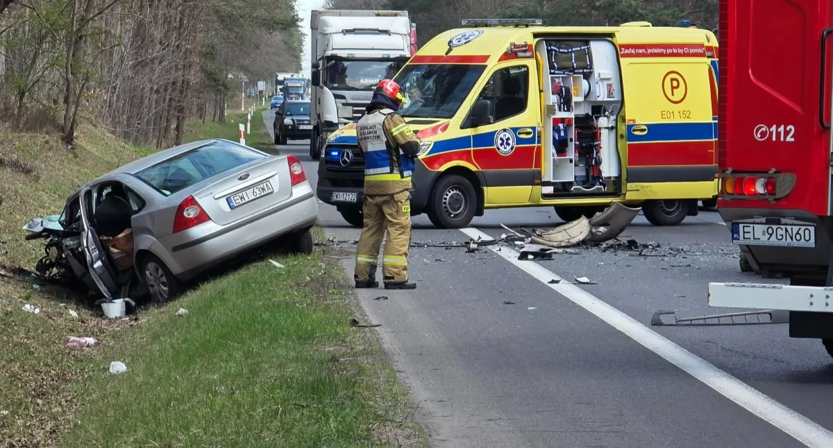 Na zdjęciu śmiertelny wypadek na DK 74 w Jodłowcu pod Wieluniem  / fot.: Sławomir Rajch