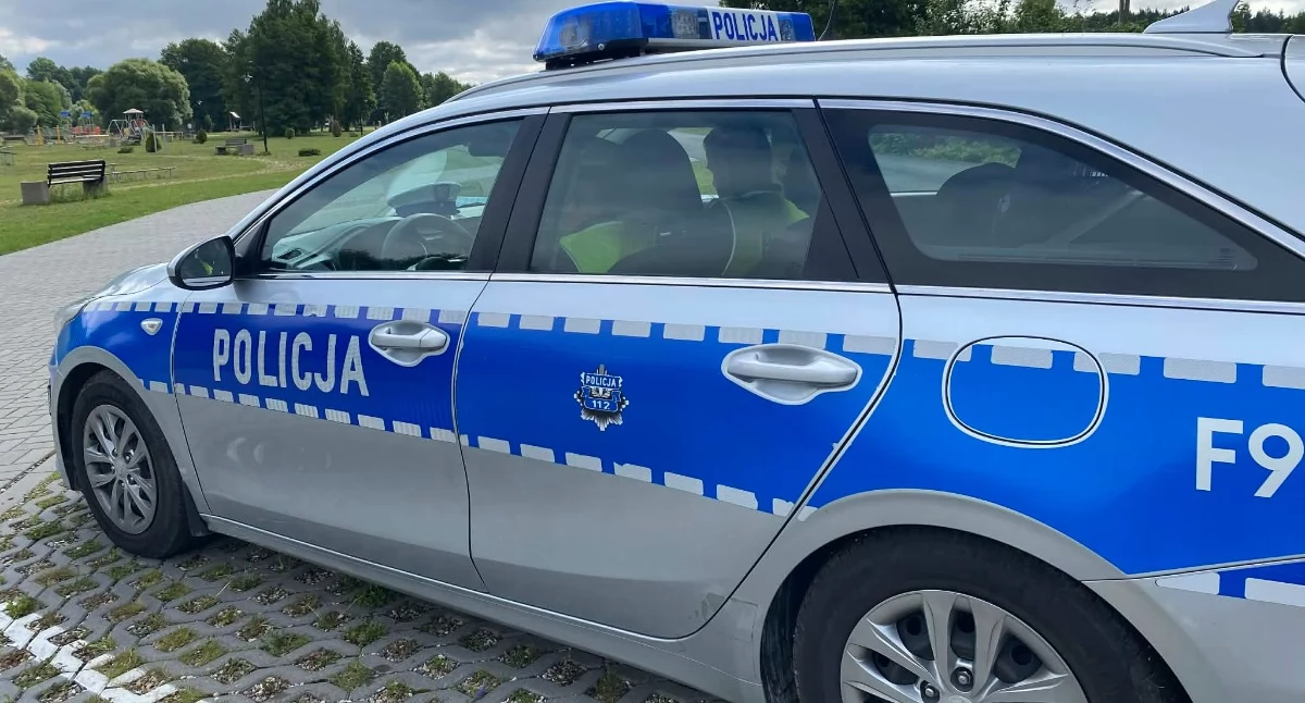 kryminalne, pobłażania piratów drogowych pajęczańscy policjanci zatrzymali prawa jazdy - zdjęcie, fotografia