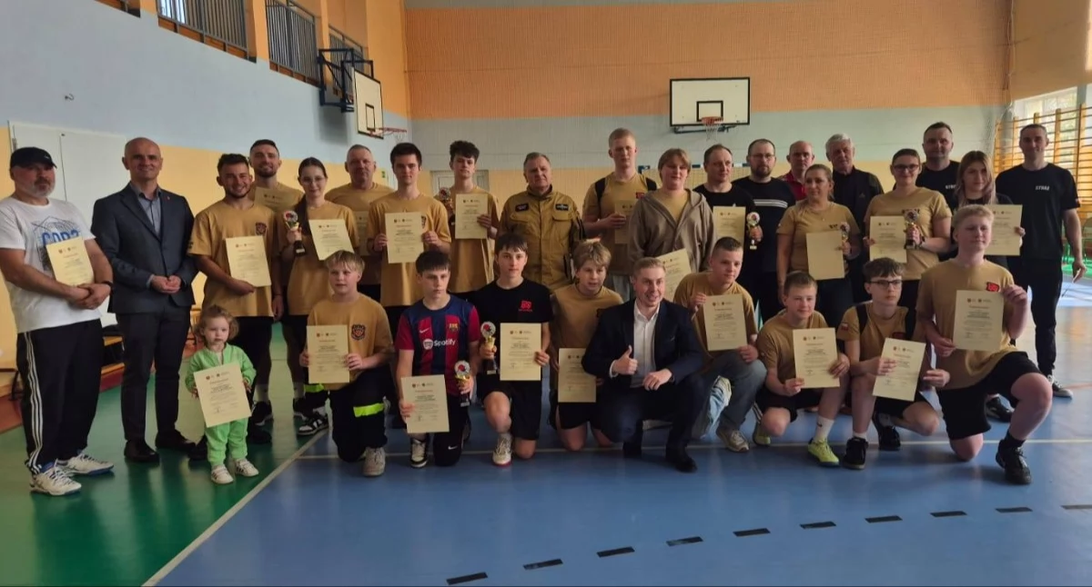 Na zdjęciu laureaci zawodów w Strzelcach Wielkich / Fot. Facebook / OSP KSRG Strzelce Wielkie