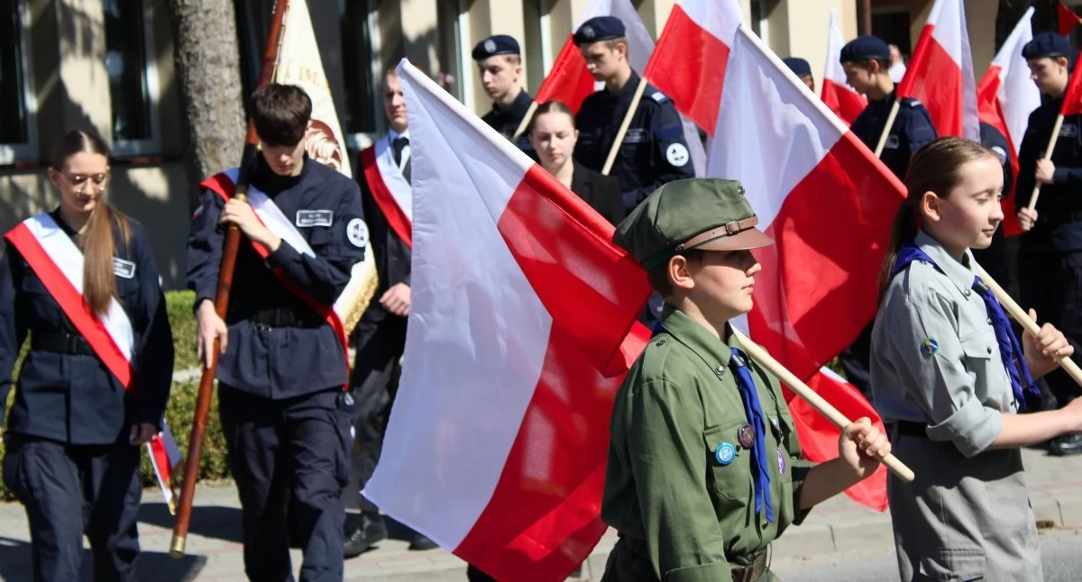 Zdjęcie pokazuje obchody Święta Flagi w Siemkowicach. / fot.: Gmina Siemkowice 