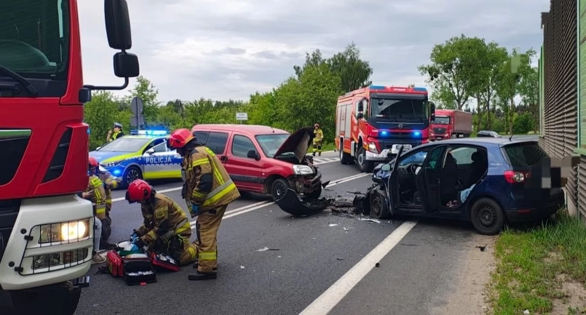 Na zdjęciu miejsce wypadku na drodze wojewódzkiej nr 482 w Wieruszowie / Fot. Facebook / KPP Wieruszów 