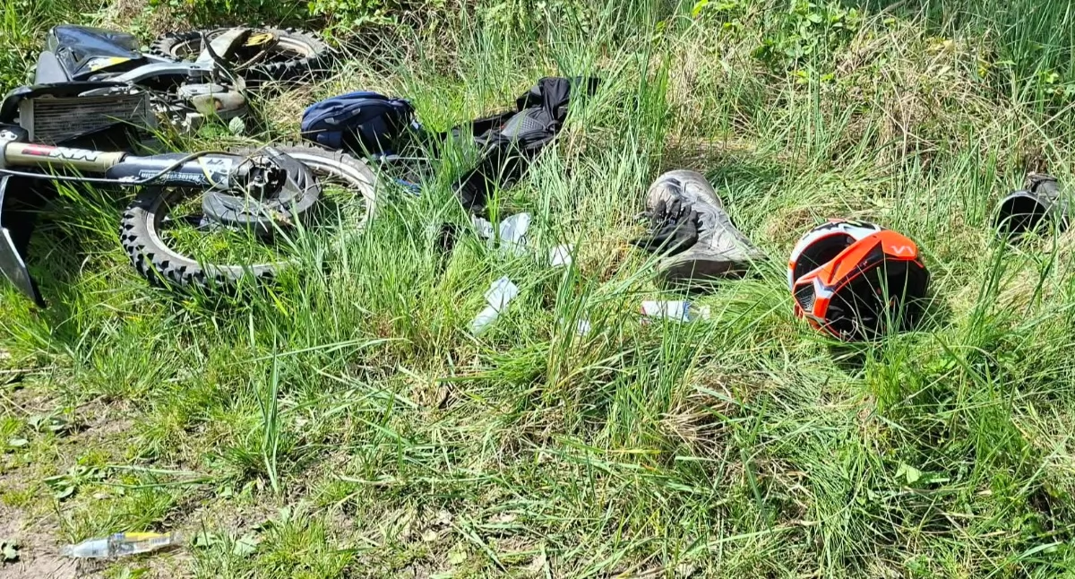 Zdjęcia: wypadek motocyklisty crossa w Kraszkowicach / fot.: Krzysztof Bularz