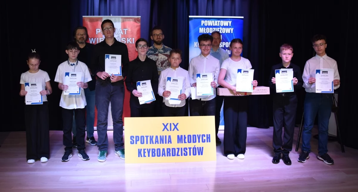 Zdjęcie z XIX Spotkania Młodych Keyboardzistów w Wieluniu/fot.: PMDKiS w Wieluniu