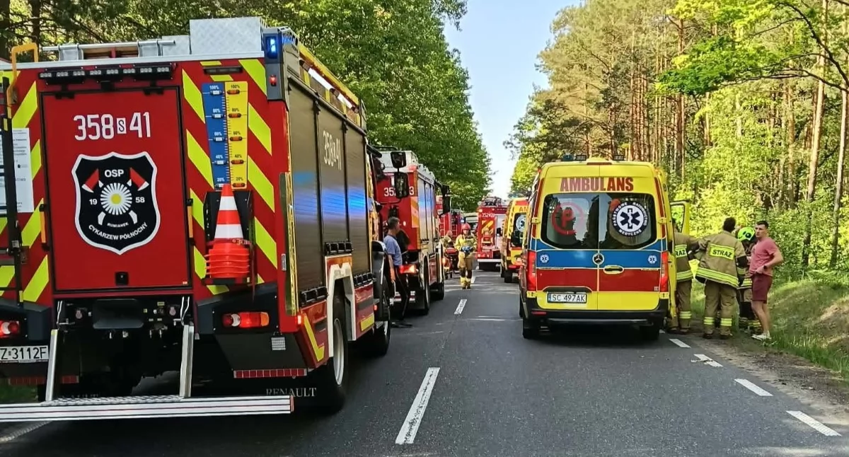 Na zdjęciu wypadek w m. Prusicko (gm. Nowa Brzeźnica, pow. pajęczański) / fot.: OSP Cykarzew Północny
