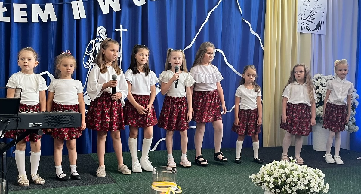 przeglądy i festiwale, Gminny Przegląd Pieśni Piosenki Religijnej Toporowie - zdjęcie, fotografia