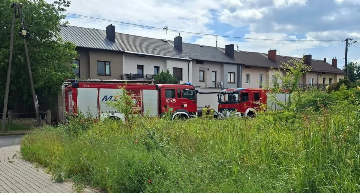 Na zdjęciu pożar na posesji w Działoszynie / fot.: Krzysztof Bularz
