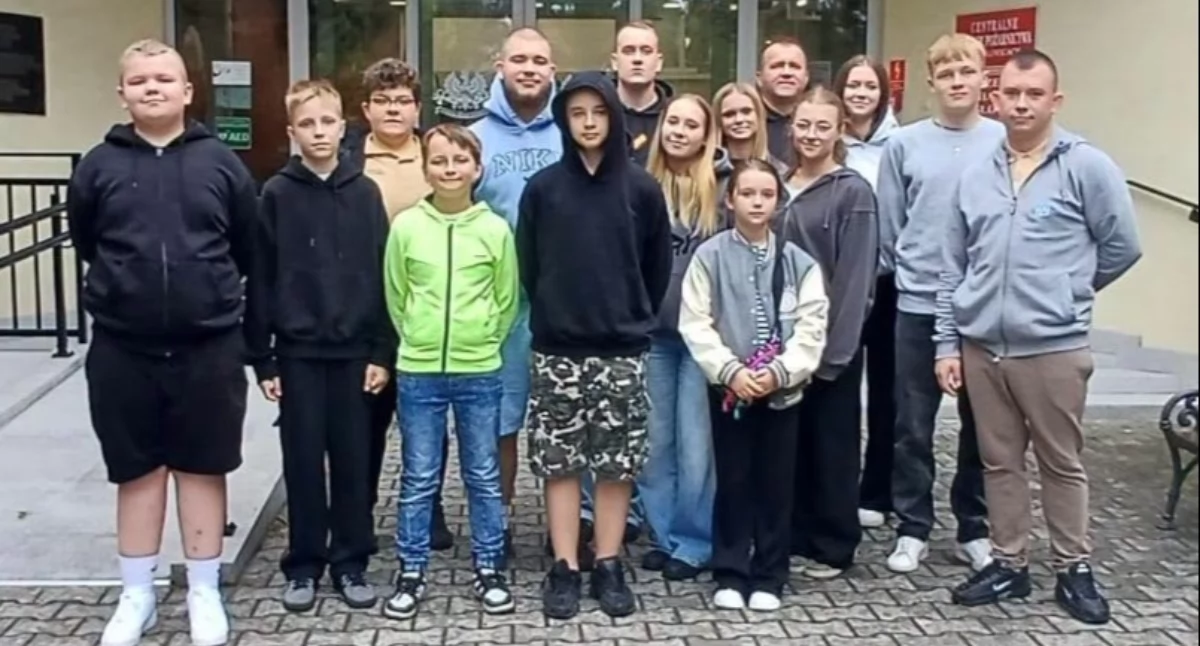 Na zdjęciu ekipa z Ochotniczej Straży Pożarnej w Praszce/fot.: OSP w Praszce